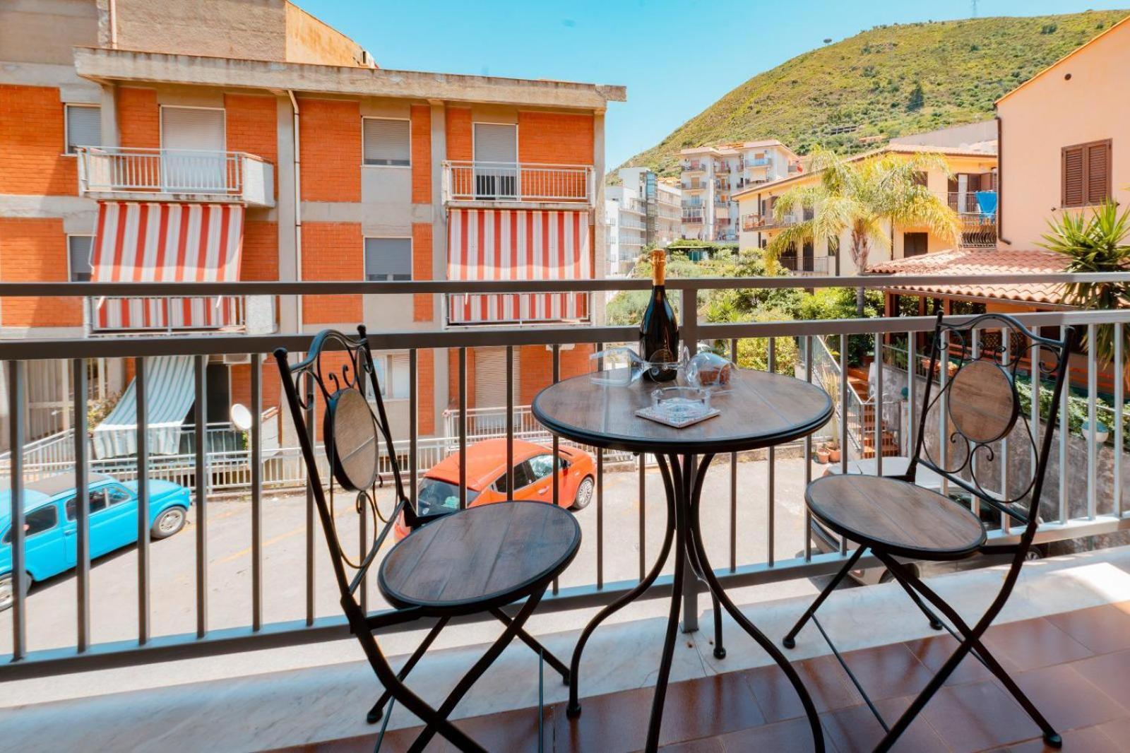 Guest House تْشيفالو المظهر الخارجي الصورة